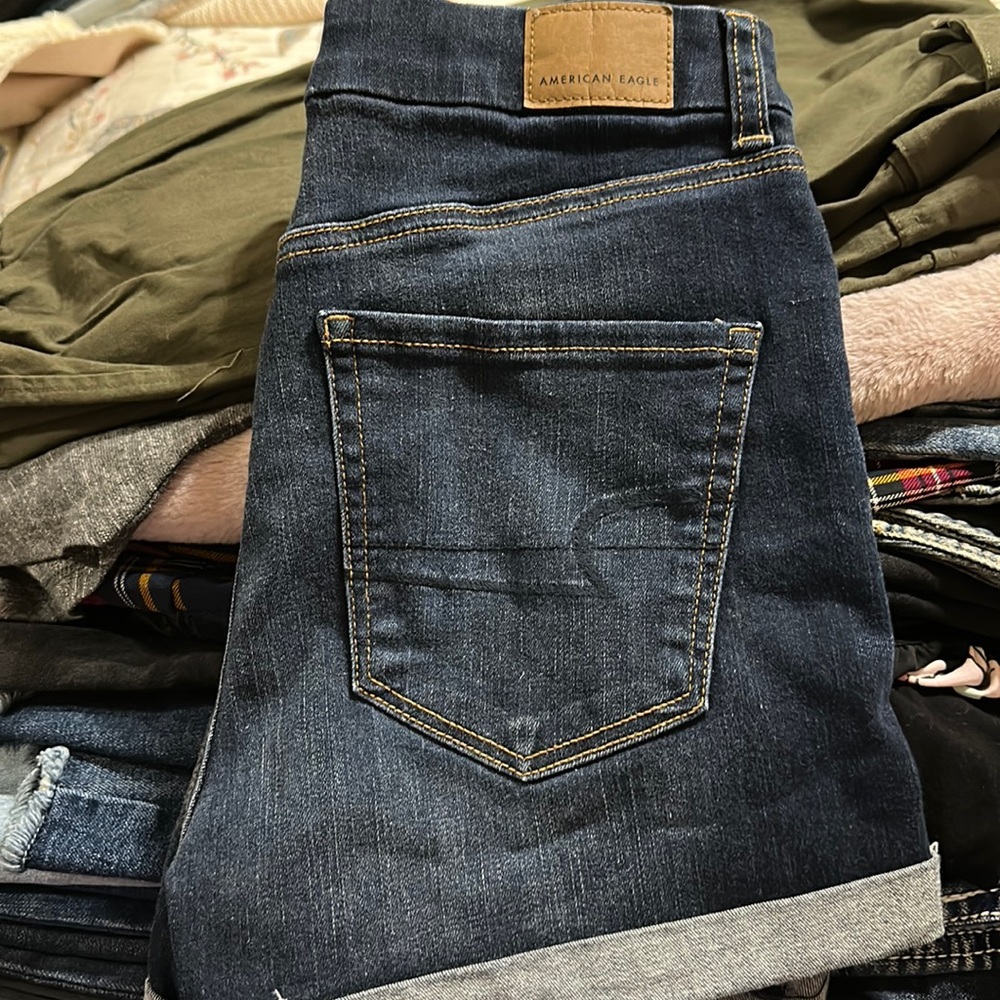 AE Curvy Hi-Rise Shortie stretch jean shorts